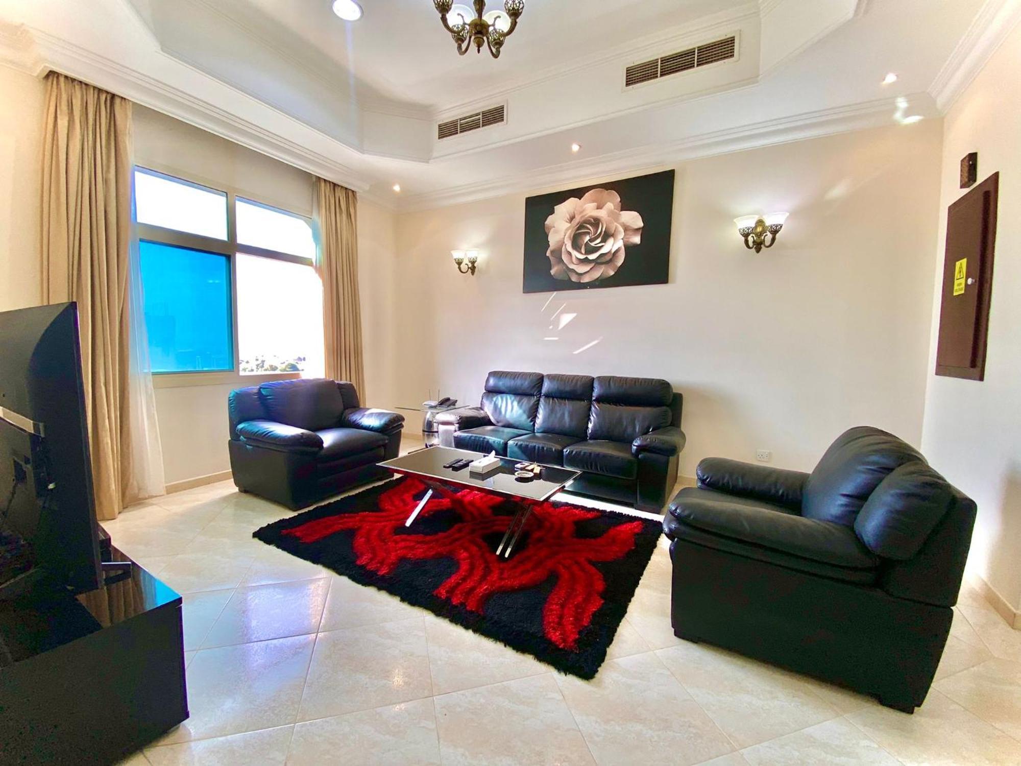 Al Misrea Tower Apartment Manama Exterior photo