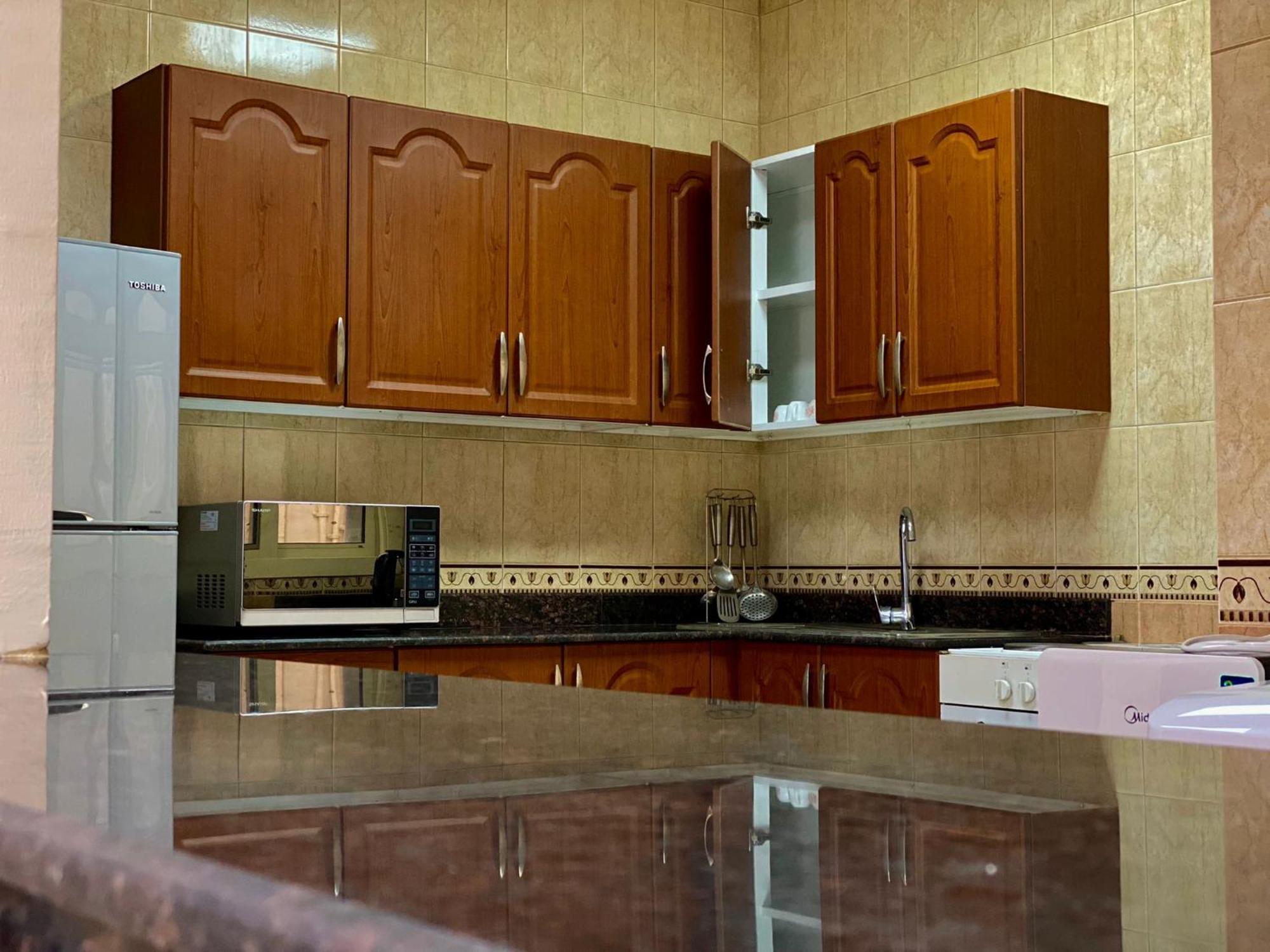 Al Misrea Tower Apartment Manama Exterior photo