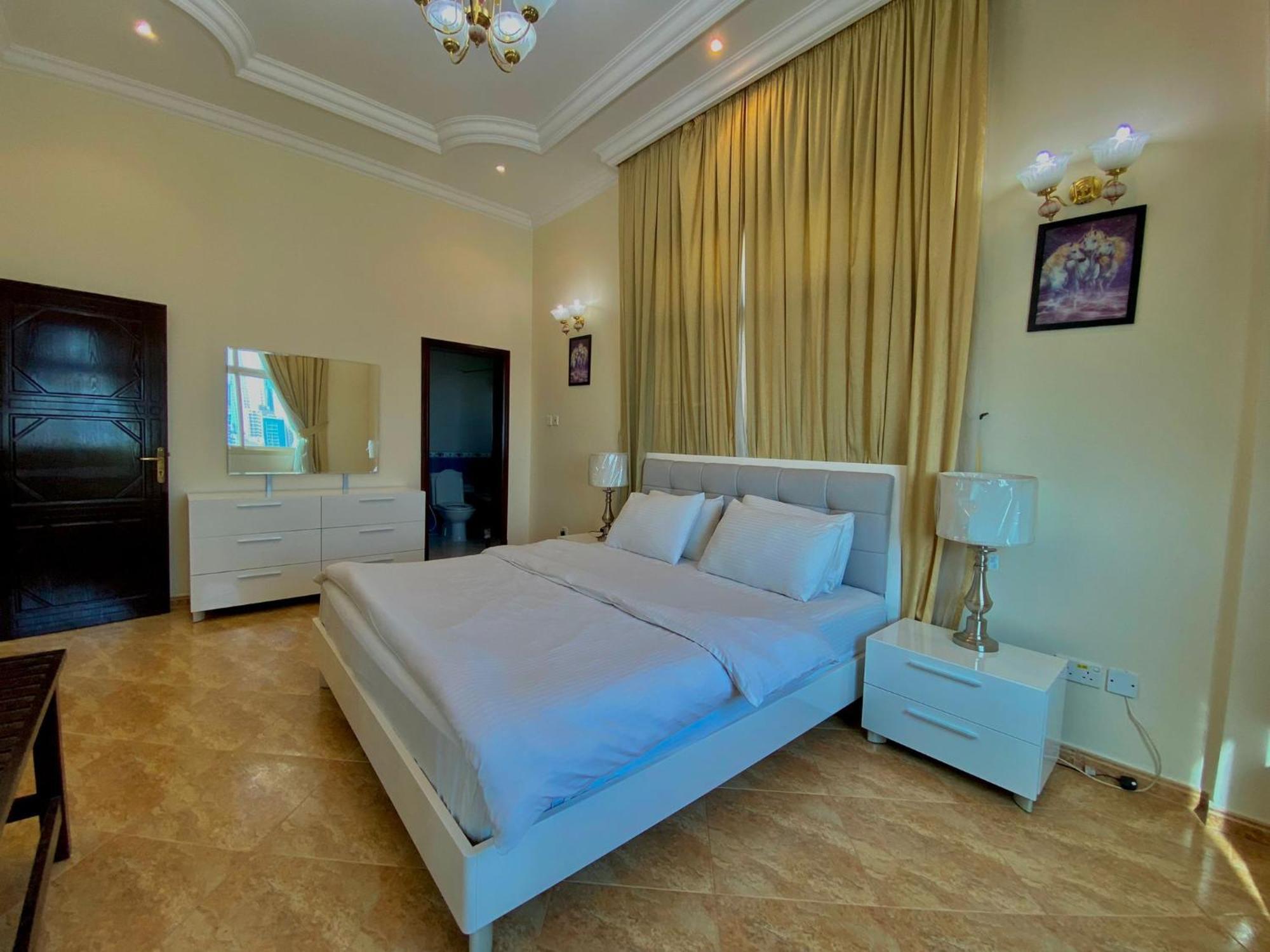 Al Misrea Tower Apartment Manama Exterior photo