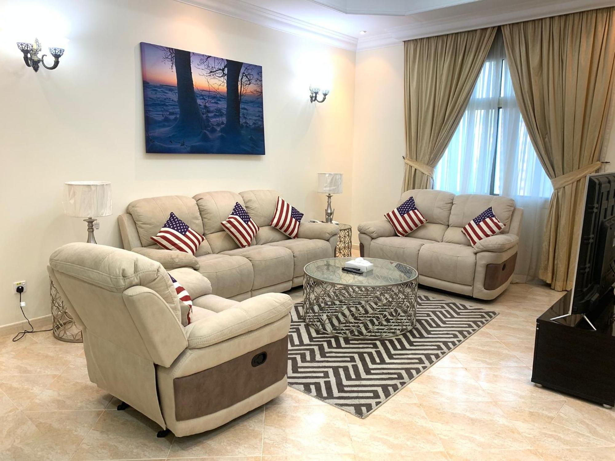 Al Misrea Tower Apartment Manama Exterior photo